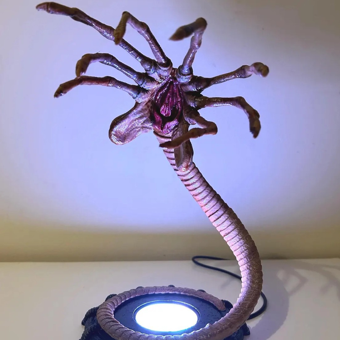 Halloween Pumpkin Decor Led - Ночник-фонарь Alien Facehugger, мигающий декор в